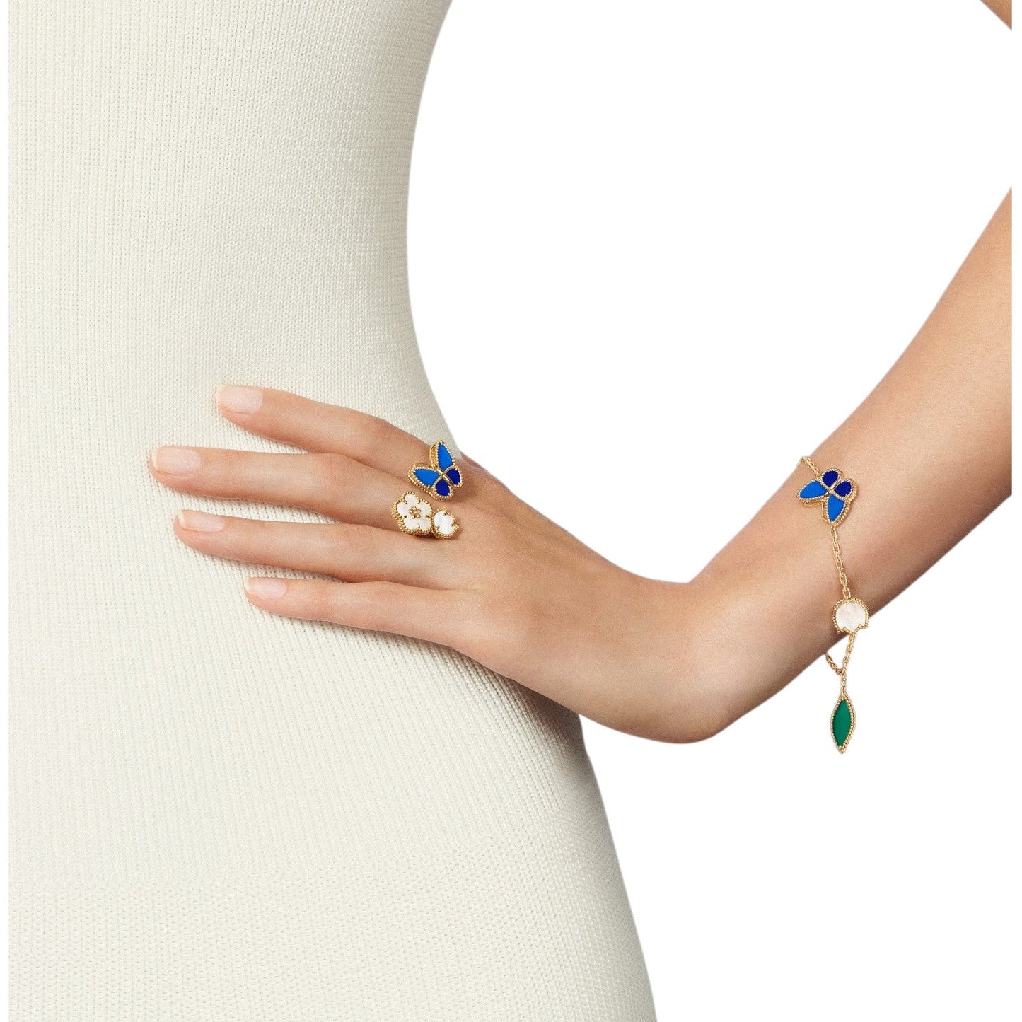 [KELA]SPRING ENCHANTMENT BUTTERFLY & FLORAL CHARM BRACELET