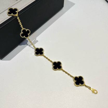 [KELA]LUCKY CLOVER 5-MOTIF BRACELET - BLACK OXNY COLLECTION