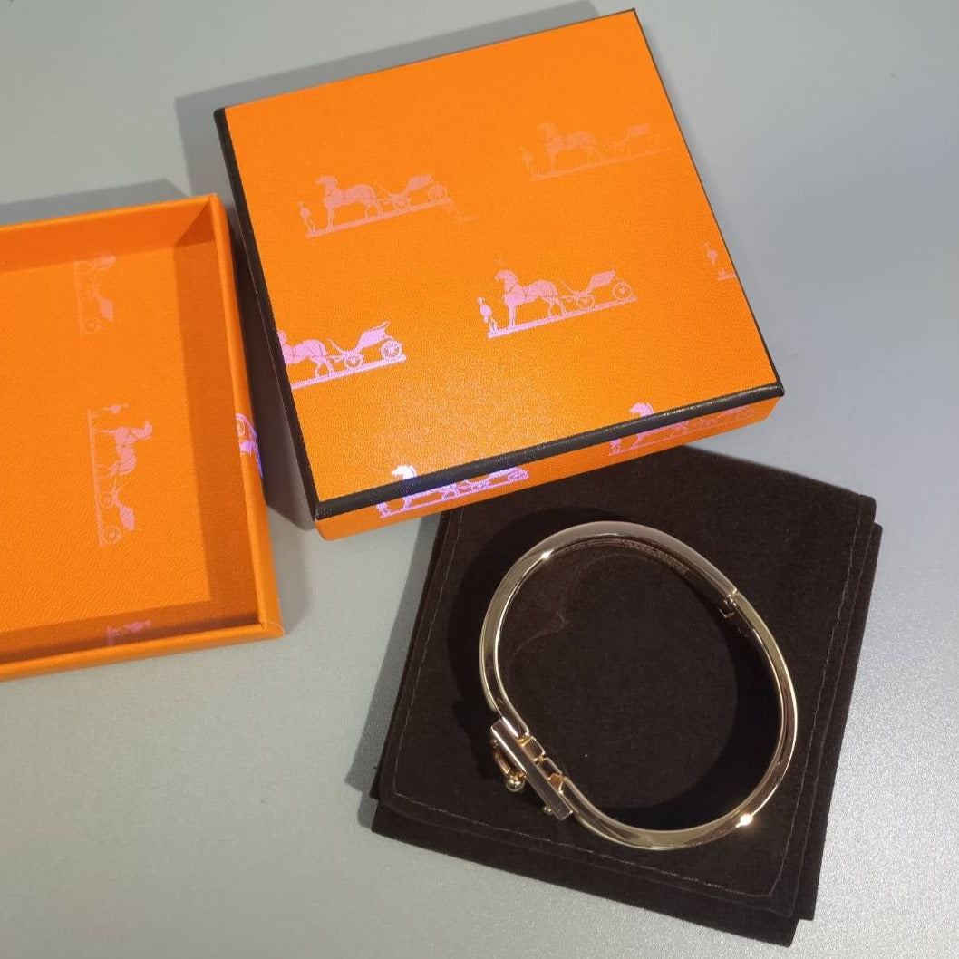 [KELA]H GREY BRACELET