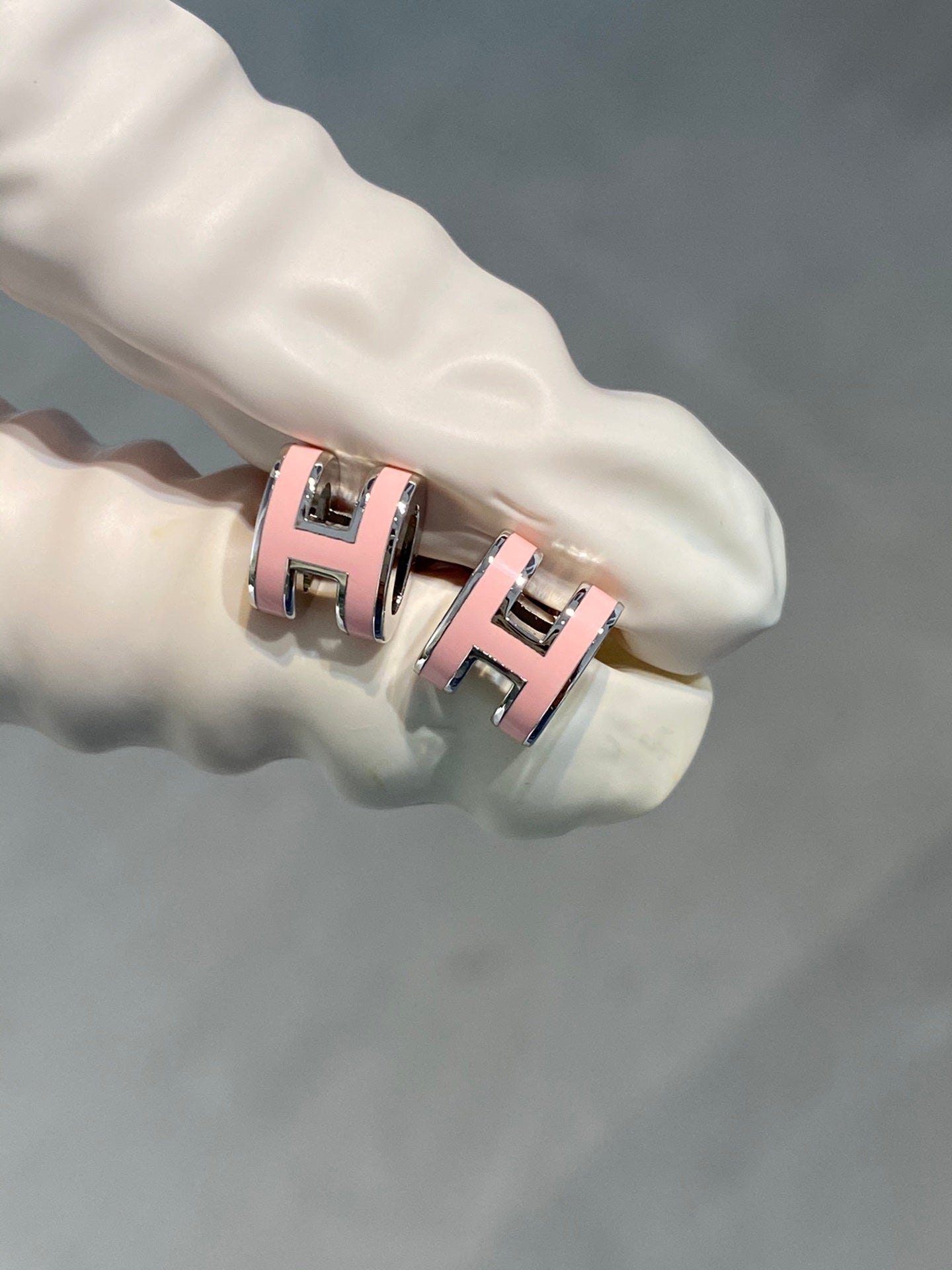 [KELA]MINI POP H SILVER EARRINGS PINK