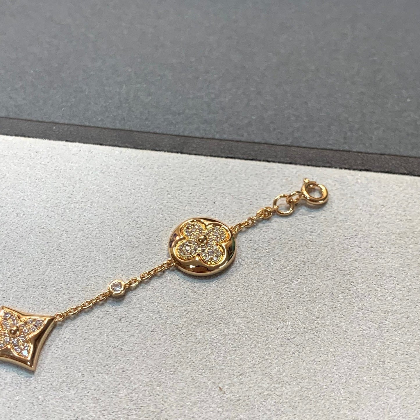 [KELA]STAR AND SUN 4 MOTIFS GOLD DIAMONDS BRACELET