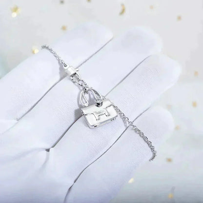[KELA]AMULETTE PEDANT SILVER NECKLACE