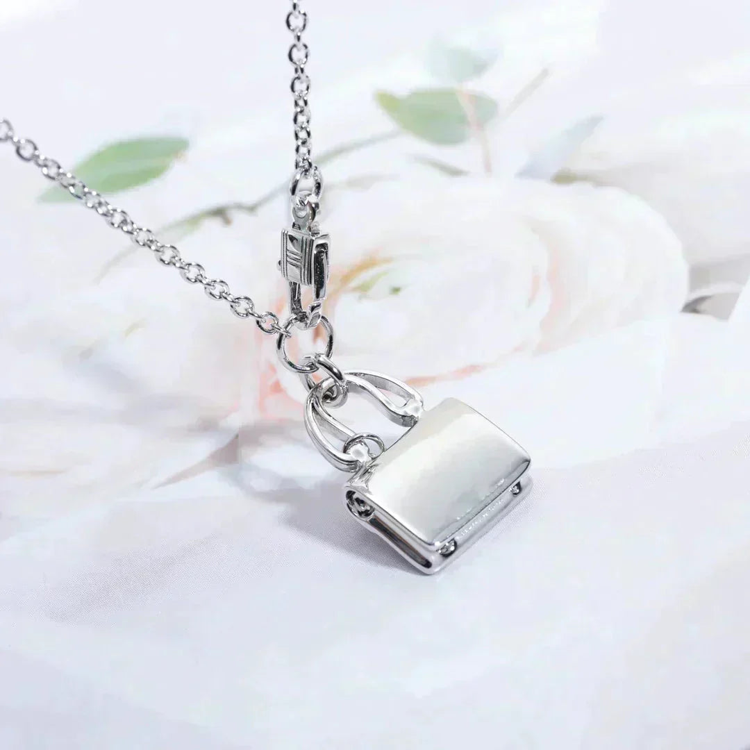 [KELA]AMULETTE PEDANT SILVER NECKLACE