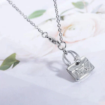 [KELA]AMULETTE PEDANT SILVER NECKLACE