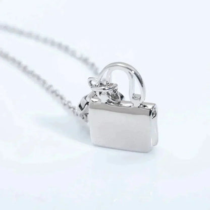 [KELA]AMULETTE PEDANT SILVER NECKLACE