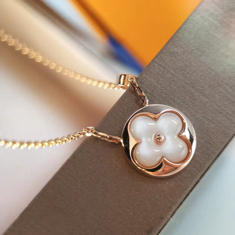 [KELA]SUN MOP GOLD 1 DIAMOND NECKLACE
