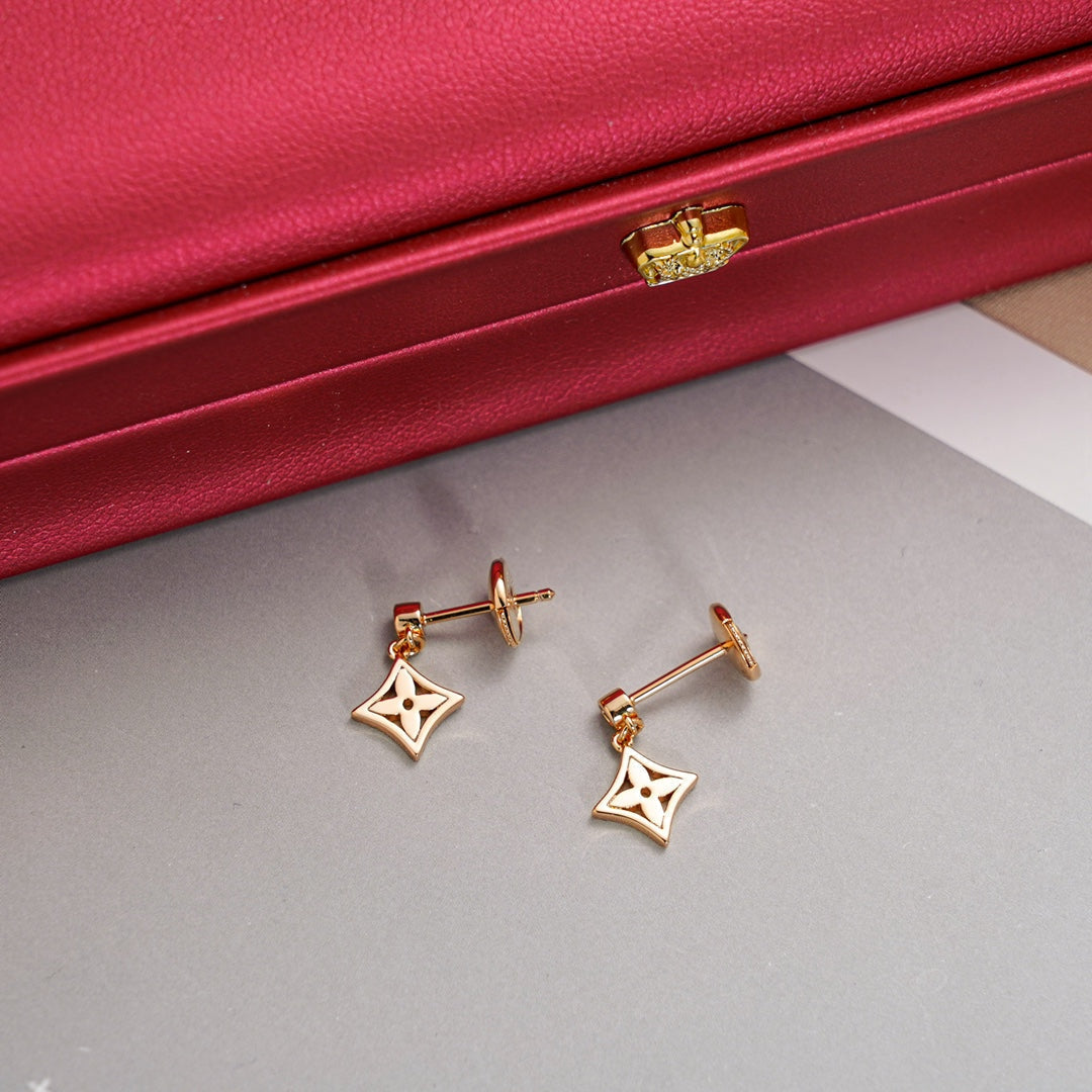[KELA]STAR EARRINGS GOLD