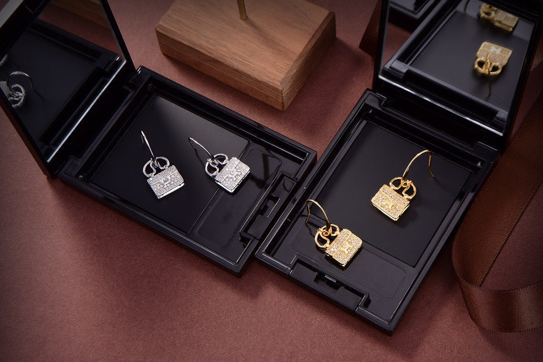 [KELA]KELLY DIAMOND EARRINGS