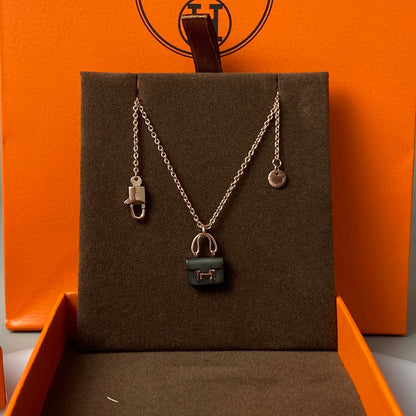 [KELA]CONSTANCE BLACK PEDANT ROSE GOLD NECKLACE