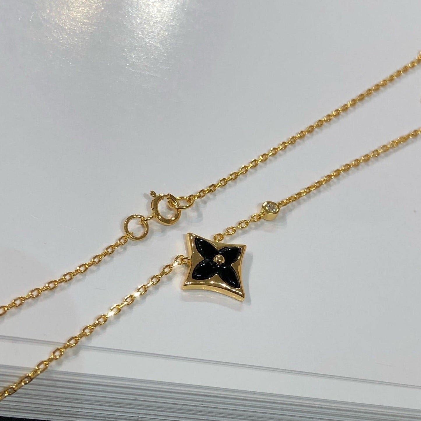 [KELA]STAR BLACK MOP NECKLACE