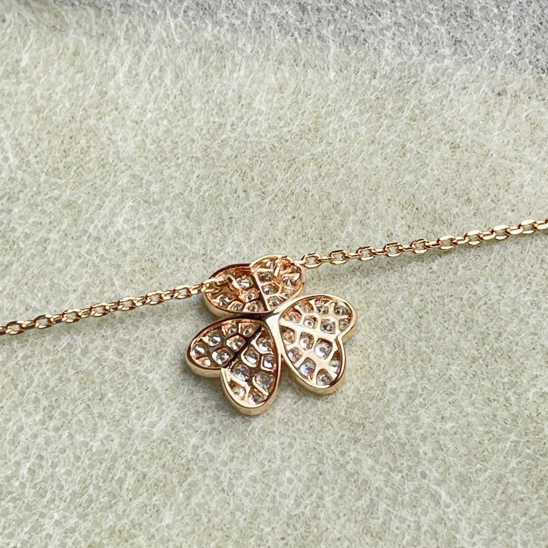 [KELA]PAVÉ DIAMOND FLOWER CHARM NECKLACE