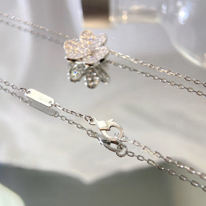 [KELA]PAVÉ DIAMOND FLOWER CHARM NECKLACE