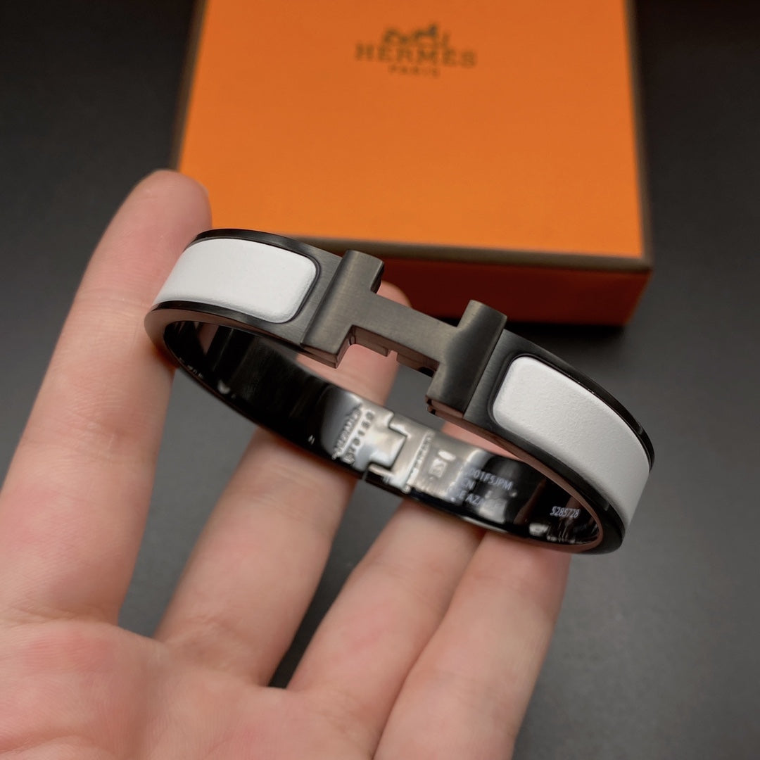 [KELA]H BRACELET 12MM BLACK WHITE CERAMIC