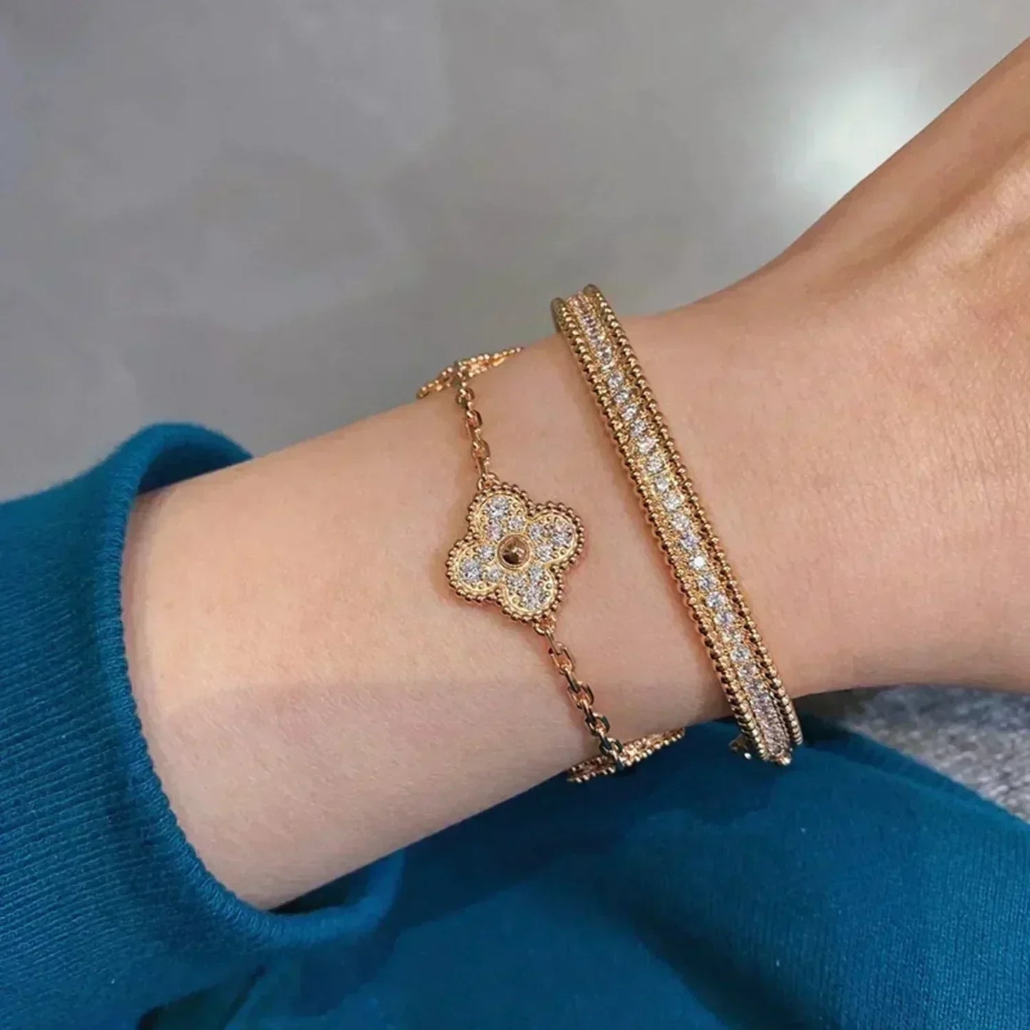 [KELA]LUCKY CLOVER 5-MOTIF BRACELET - FULL-DIAMOND