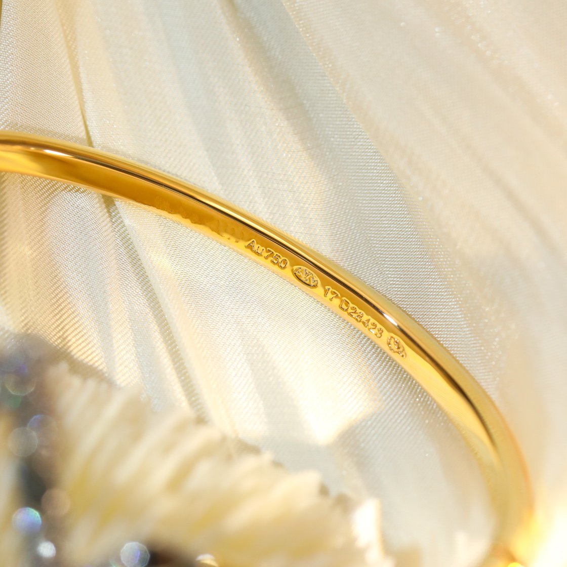 [KELA]VOLTE UPSITE DOWN GOLD DIAMOND BRACELET