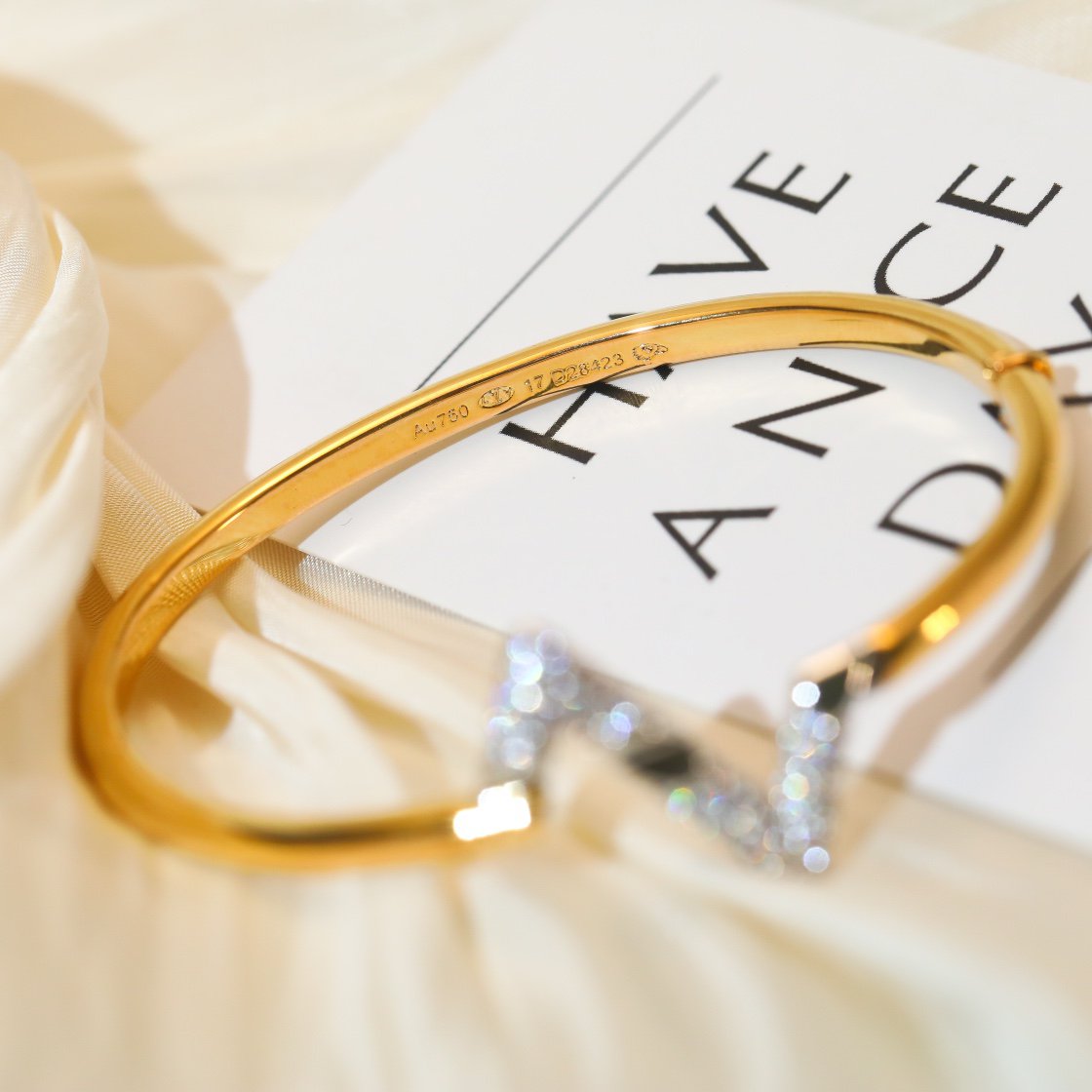 [KELA]VOLTE UPSITE DOWN GOLD DIAMOND BRACELET