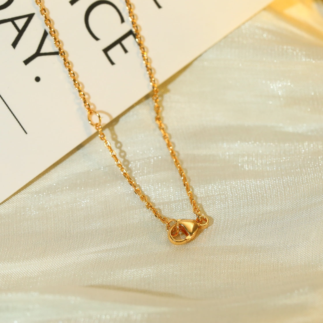 [KELA]VOLT SILVER DIAMOND PEDANT NECKLACE
