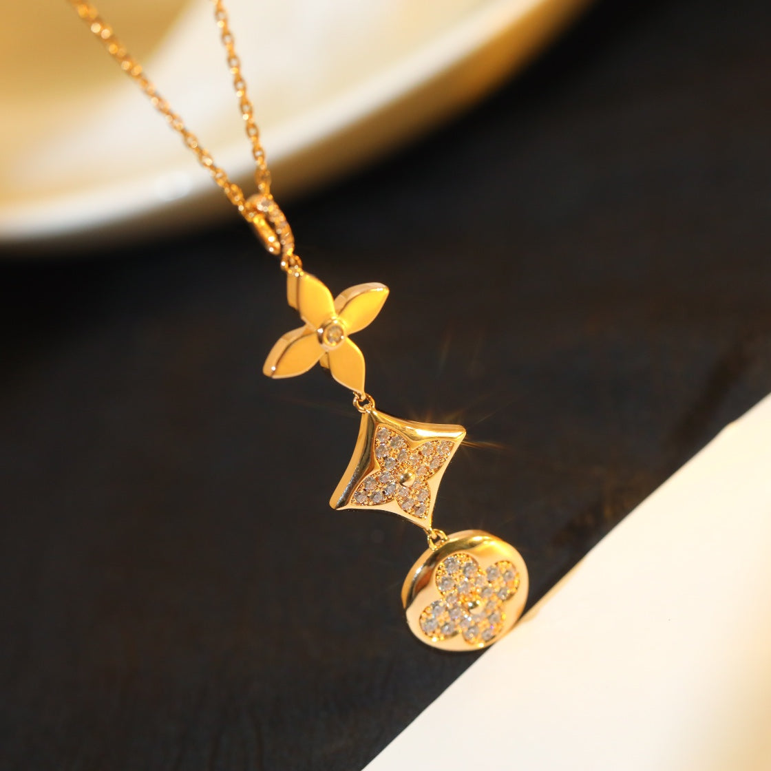 [KELA]STAR AND SUN DIAMOND ROSE GOLD NECKLACE