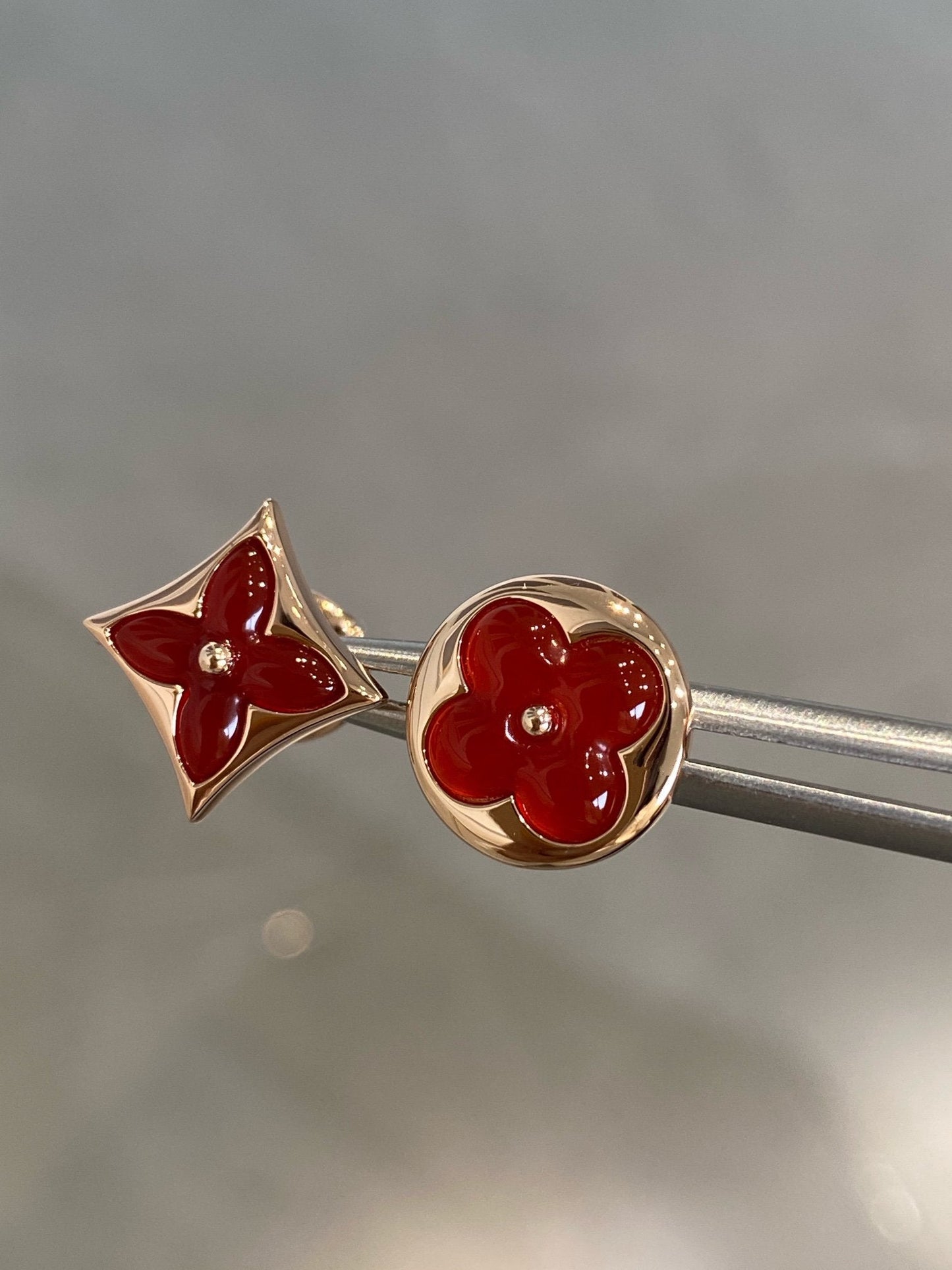 [KELA]STAR AND SUN ROSE GOLD CARNELIAN STUD EARRINGS