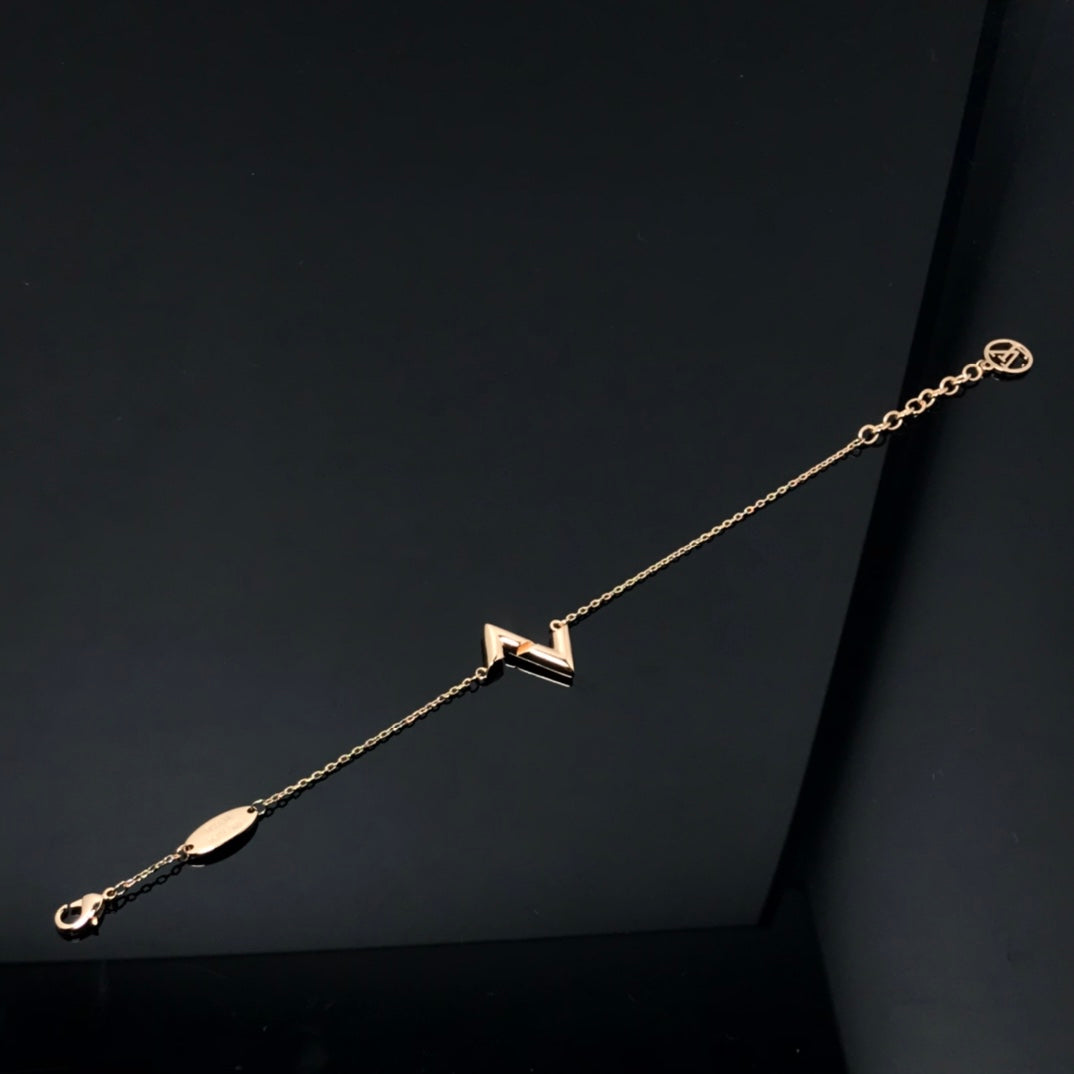 [KELA]VOLT LV LOGO BRACELET