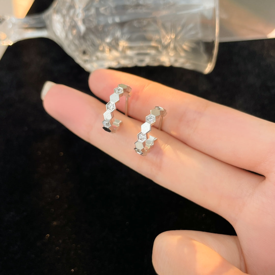 [KELA]BEE LOVE DIAMOND HOOP EARRINGS