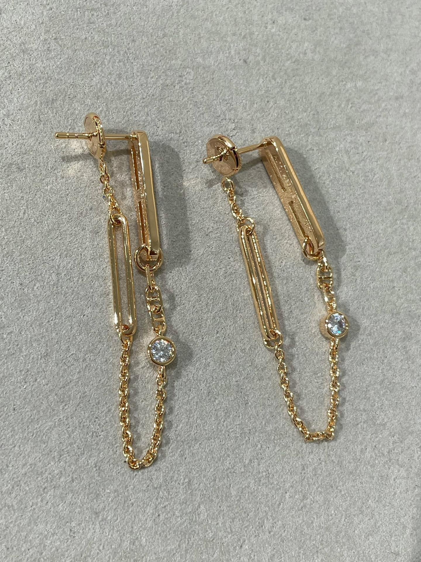 [KELA]CHAINE CHAOS DIAMOND DROP EARRINGS