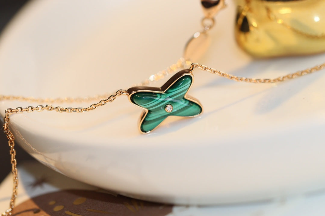 [KELA]JEUX MALACHITE 1 DIAMOND ROSE GOLD NECKLACE
