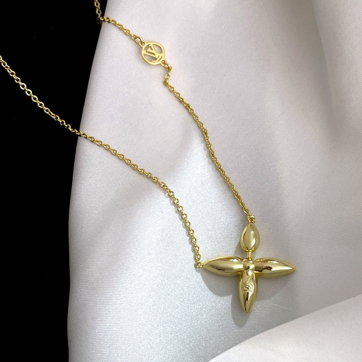 [KELA]LOUISETTE GOLD NECKLACE
