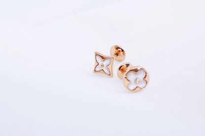 [KELA]STAR AND SUN ROSE GOLD MOP STUD EARRINGS