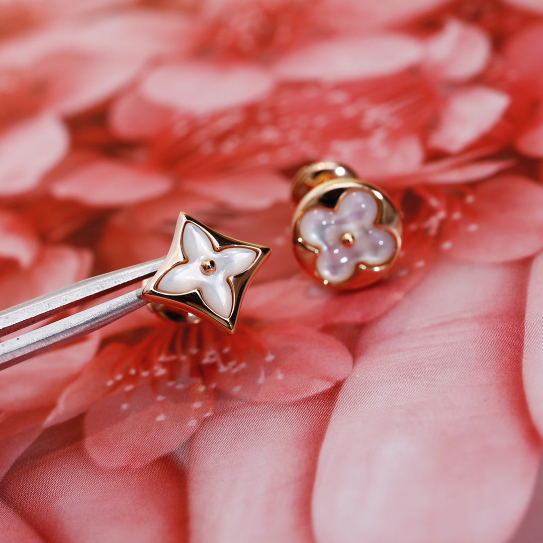 [KELA]STAR AND SUN ROSE GOLD MOP STUD EARRINGS