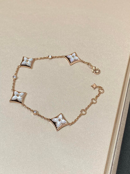 [KELA]STAR 4 MOTIF MOP DIAMOND ROSE GOLD BRACELET