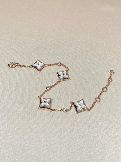 [KELA]STAR 4 MOTIF MOP DIAMOND ROSE GOLD BRACELET