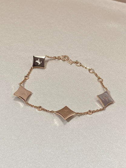 [KELA]STAR 4 MOTIF MOP DIAMOND ROSE GOLD BRACELET
