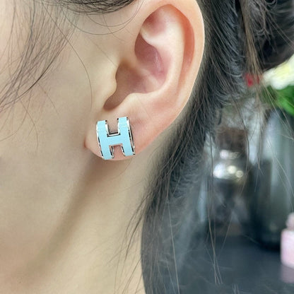 [KELA]POP H SKY BLUE STUD EARRINGS