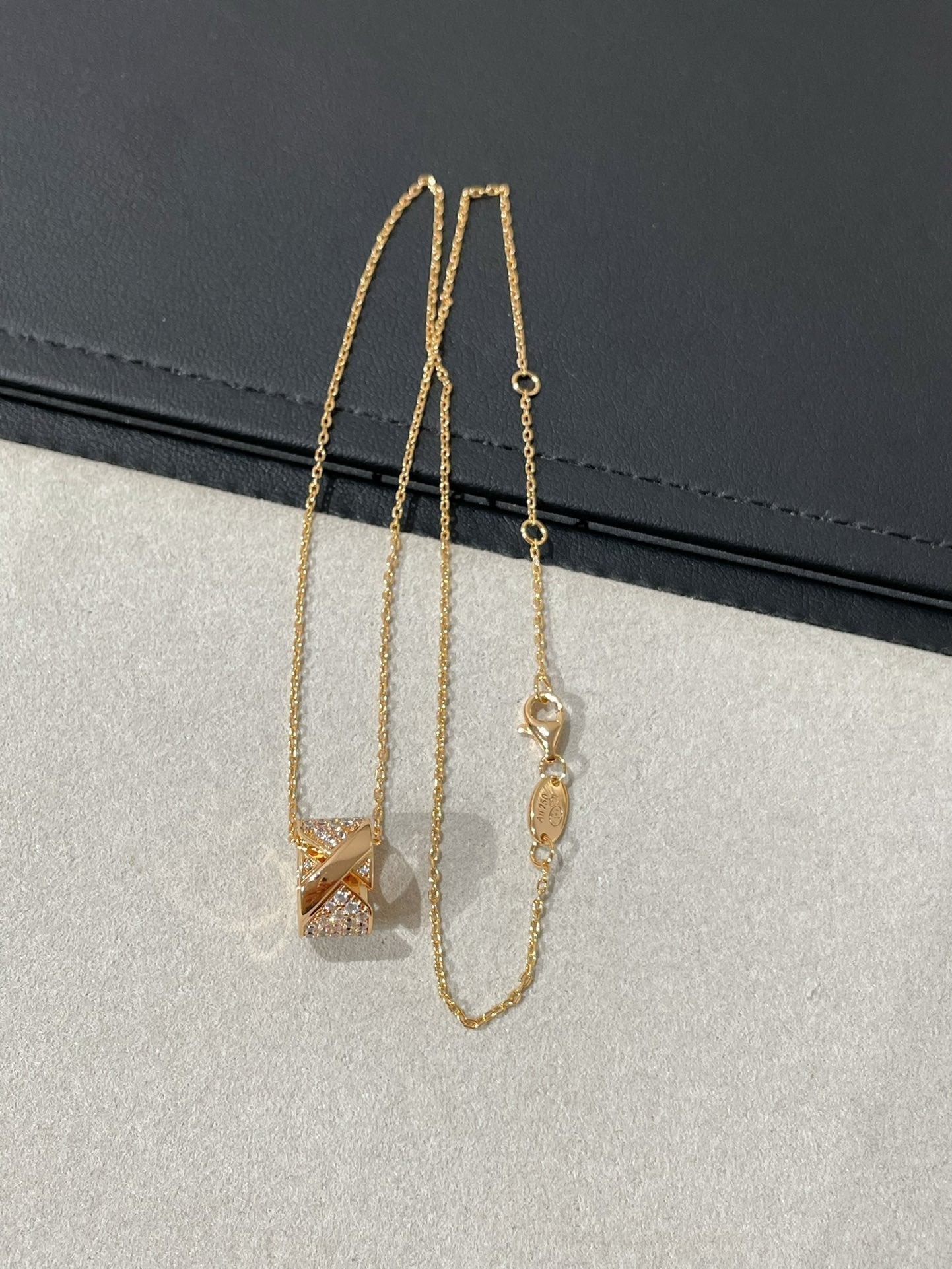 [KELA]LIENS EVIDENCE DIAMOND PAVED NECKLACE