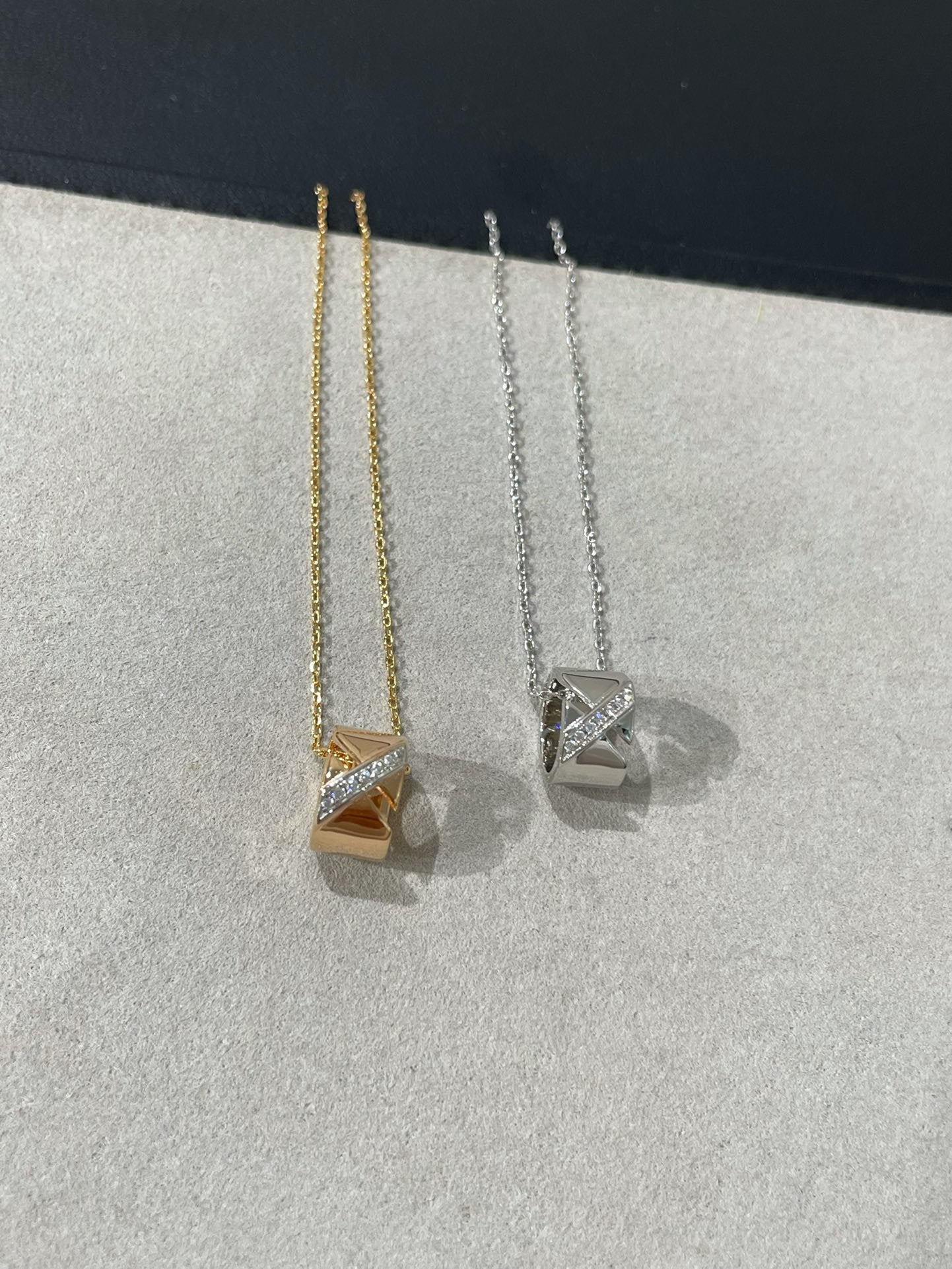 [KELA]LIENS EVIDENCE DIAMOND NECKLACE