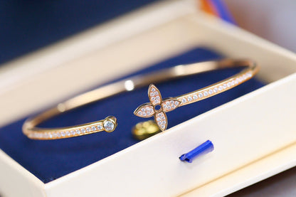 [KELA]IDYLLE ROSE GOLD OPEN BRACELET DIAMOND PAVED