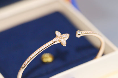 [KELA]IDYLLE ROSE GOLD OPEN BRACELET DIAMOND PAVED