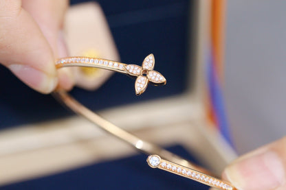 [KELA]IDYLLE ROSE GOLD OPEN BRACELET DIAMOND PAVED