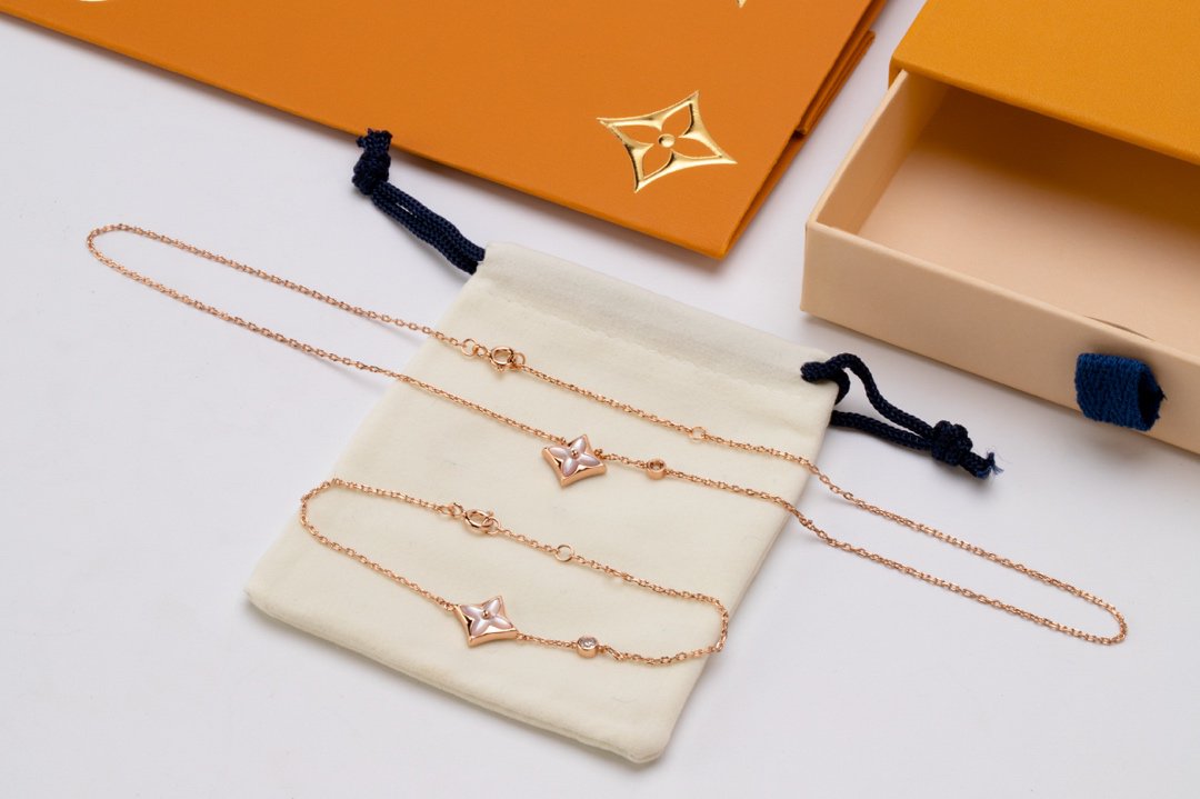 [KELA]STAR PINK MOP 1 DIAMOND ROSE GOLD NECKLACE