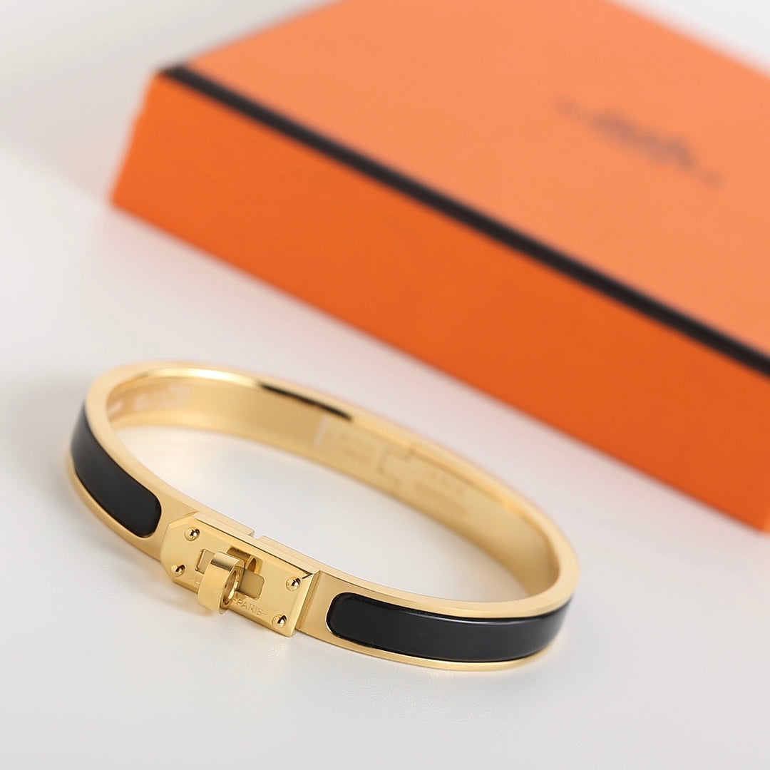 [KELA]HM KELLY BLACK BRACELET