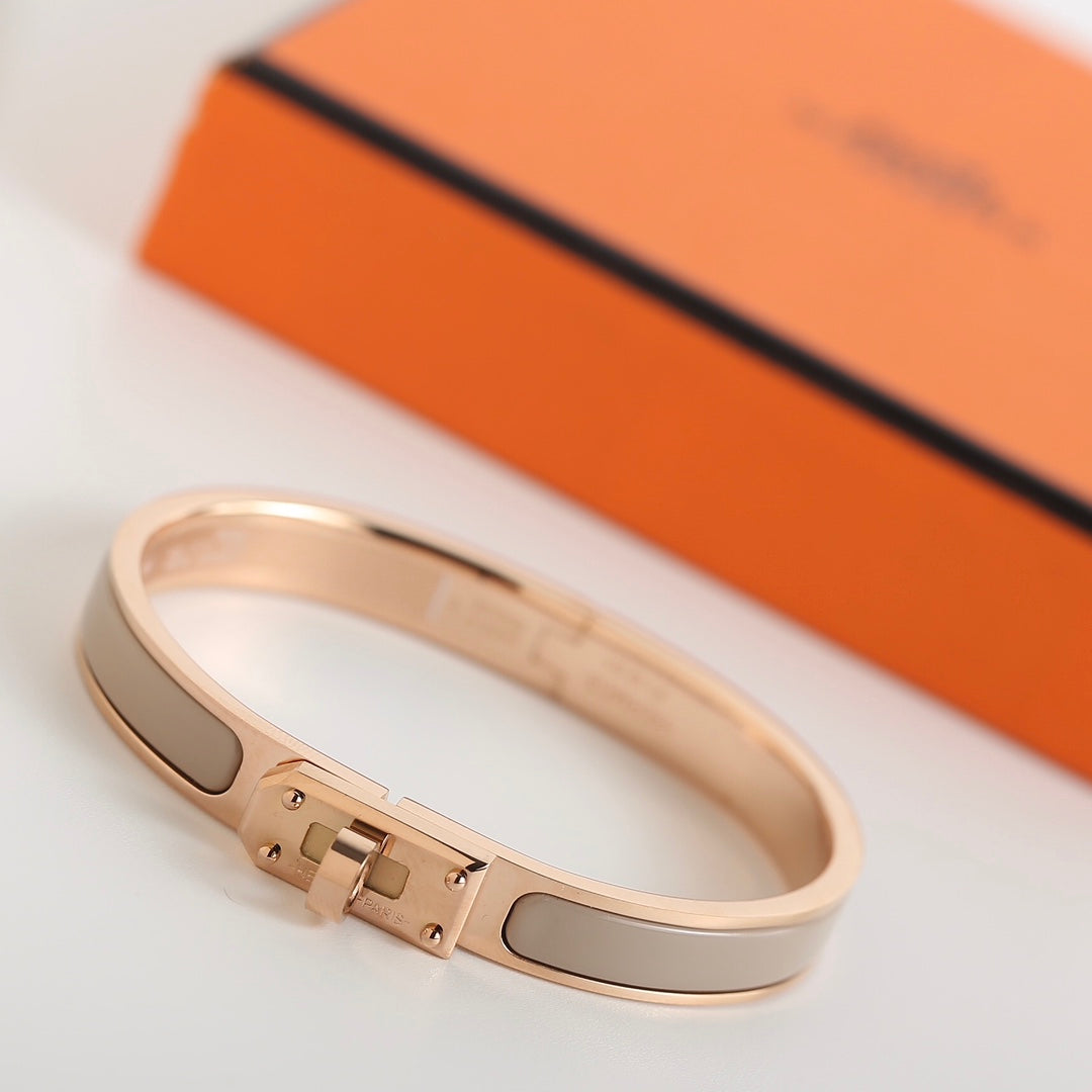 [KELA]HM KELLY GREY BRACELET