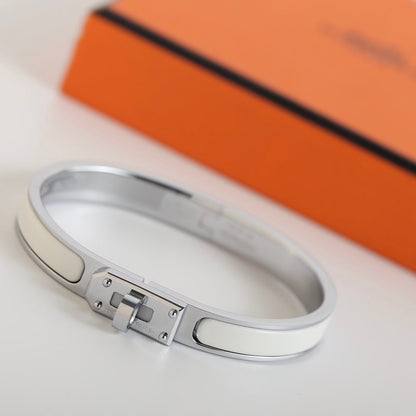 [KELA]HM KELLY WHITE BRACELET