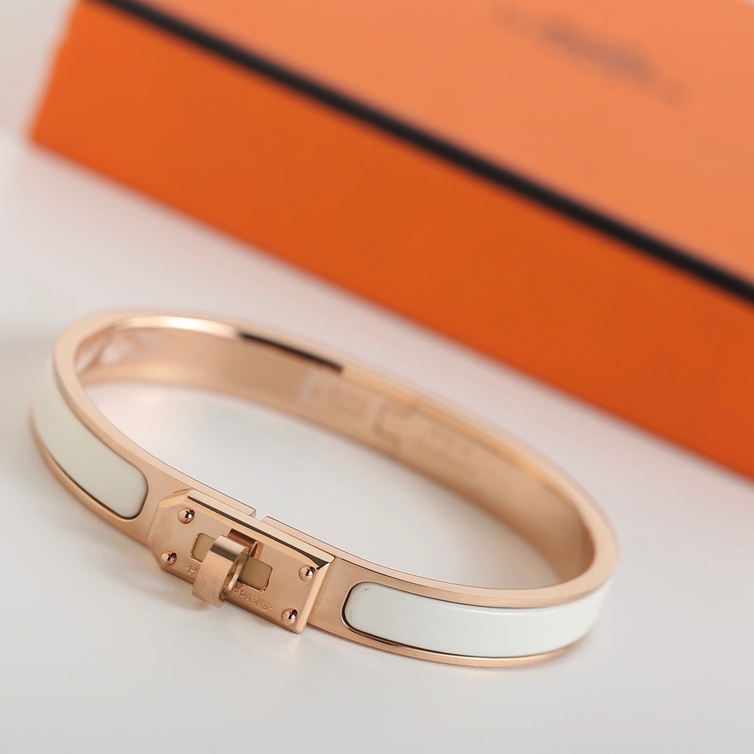 [KELA]HM KELLY WHITE BRACELET
