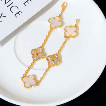 [KELA]LUCKY CLOVER 5-MOTIF BRACELET - WHITE MOTHER-OF-PEARL COLLECTION