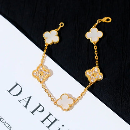 [KELA]LUCKY CLOVER 5-MOTIF BRACELET - WHITE MOTHER-OF-PEARL COLLECTION