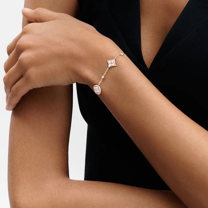 [KELA]STAR AND SUN 4 MOTIF WHITE MOP ROSE GOLD BRACELET