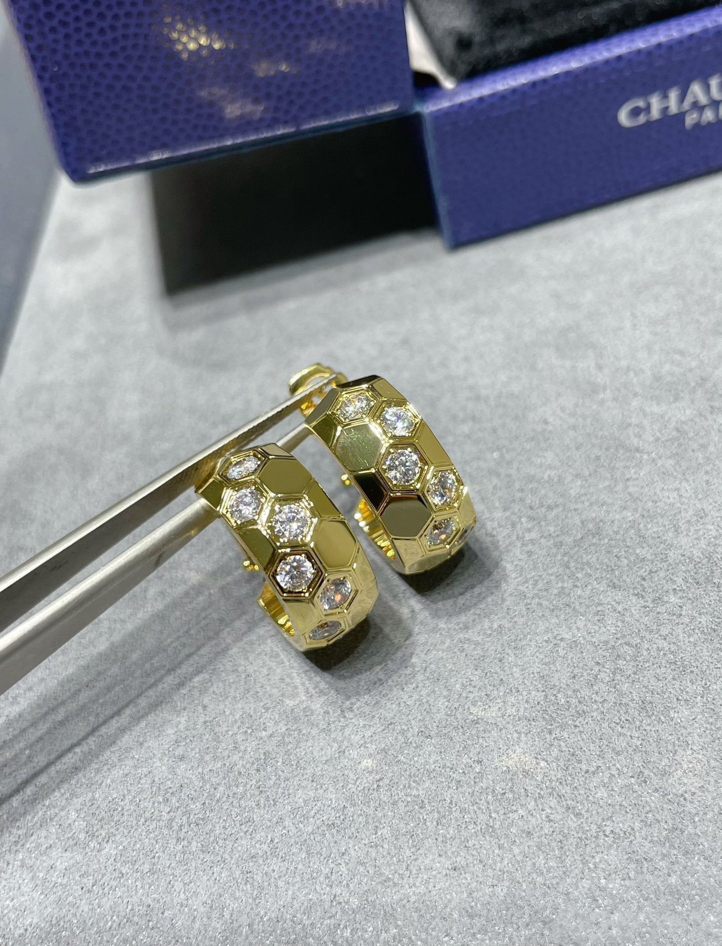 [KELA]BEE LOVE DIAMOND HOOP EARRINGS
