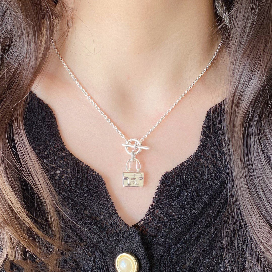 [KELA]CONSTANCE PEDANT SILVER NECKLACE