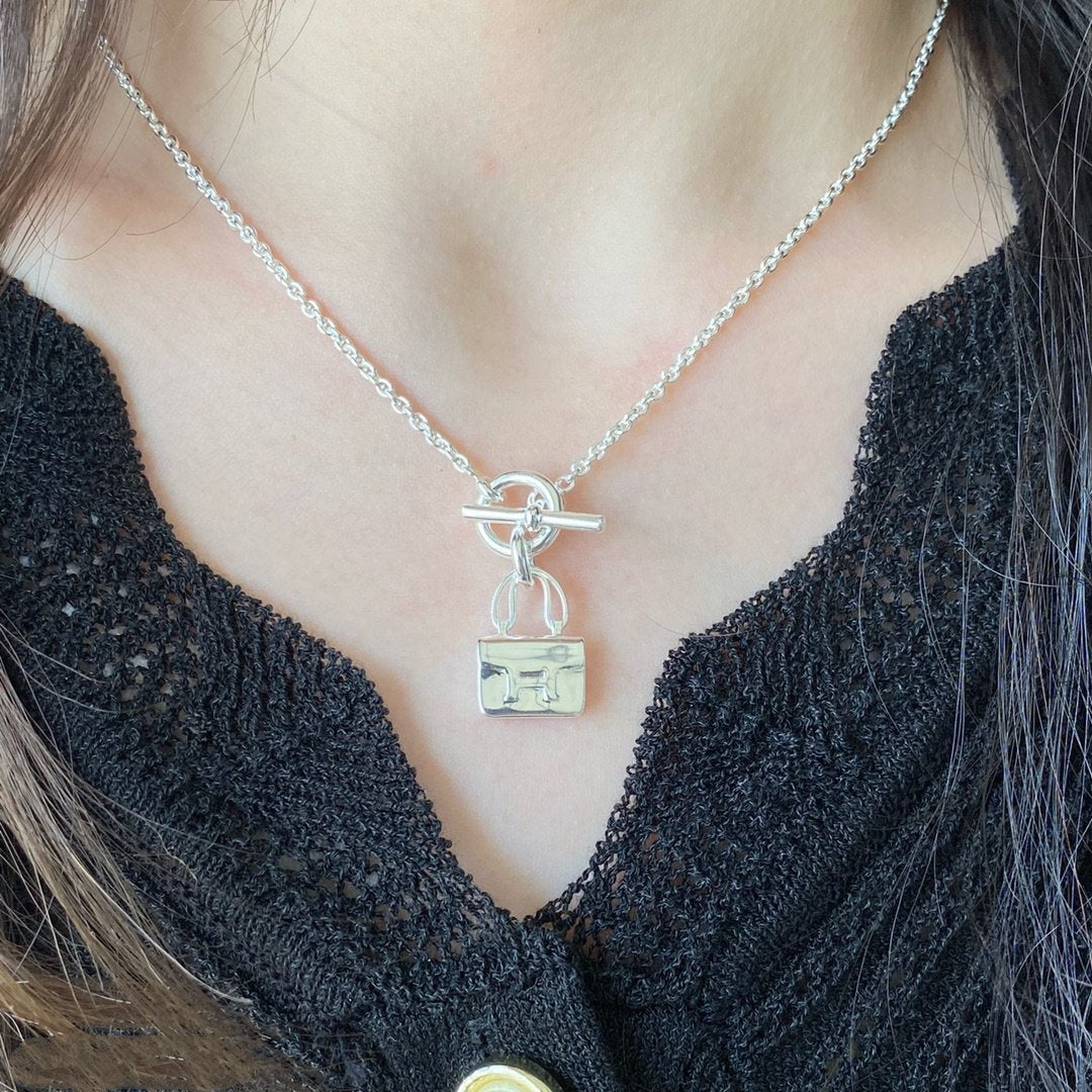 [KELA]CONSTANCE PEDANT SILVER NECKLACE